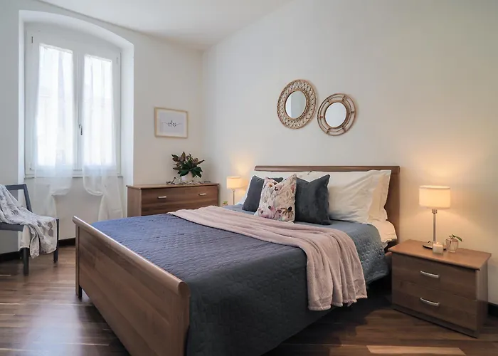 La Malva - L'opera Group Ла-Спеція